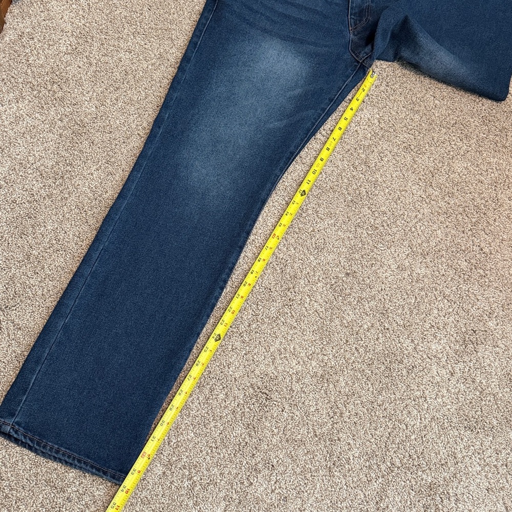 True Religion Ricky Relaxed Straight Jeans - Picture 9 of 11